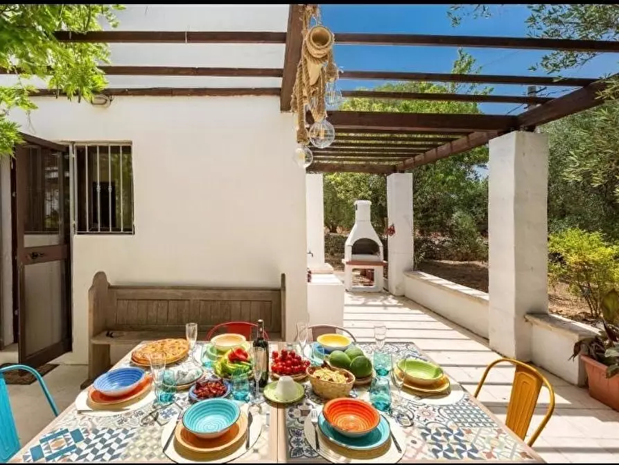 Immagine 3 di Villa in vendita  in Contrada Sessana snc a Ostuni