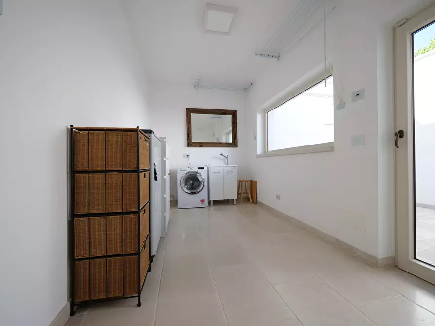 Immagine 46 di Villa in vendita  in SP29 31 a Ostuni