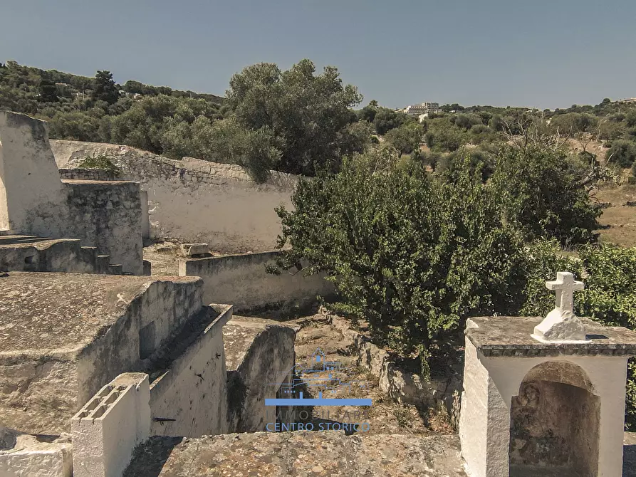 Immagine 49 di Rustico / casale in vendita  a Ostuni