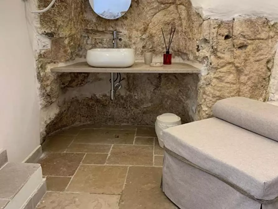 Immagine 23 di Casa indipendente in vendita  in Vico Pergola 14 a Ostuni