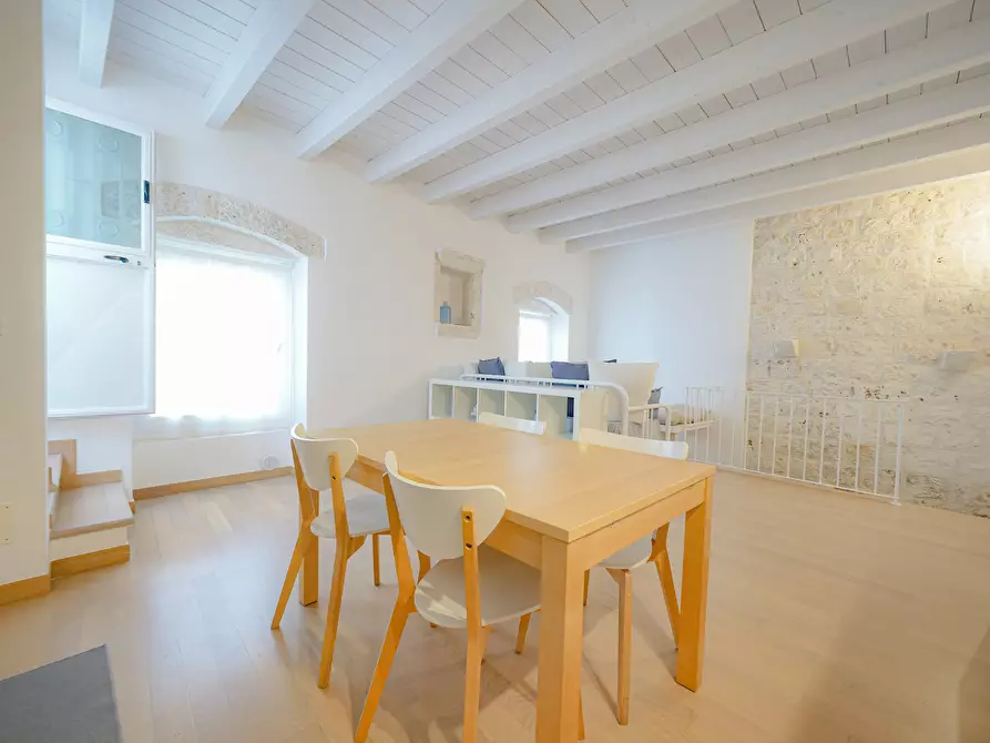 Immagine 27 di Palazzo in vendita  in Via Cattedrale a Ostuni
