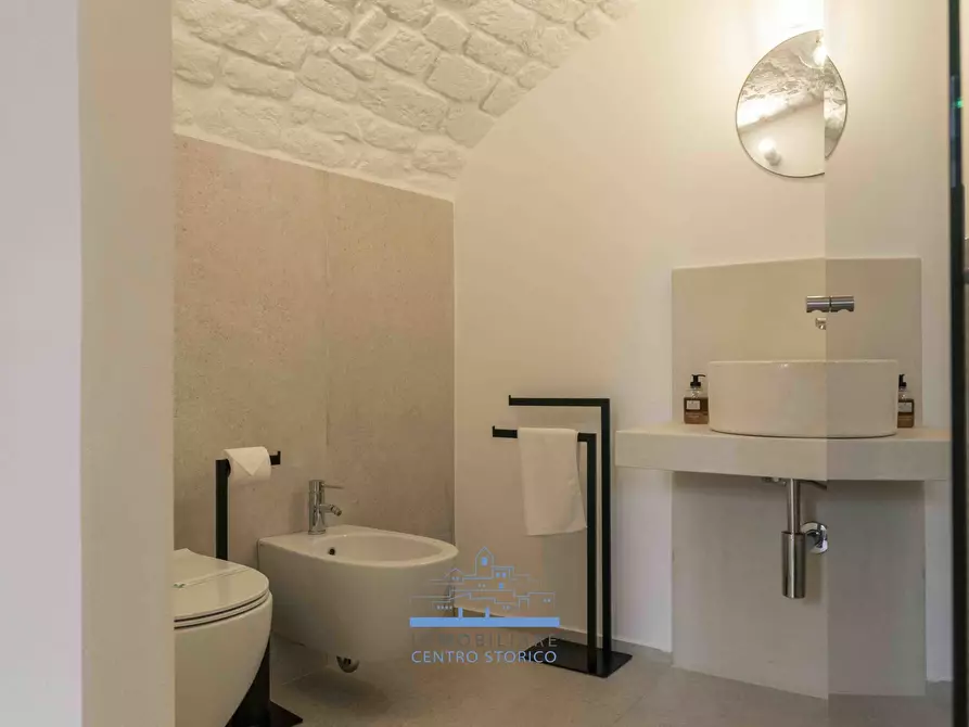 Immagine 20 di Palazzo in vendita  in Via Luca Mindelli a Ostuni