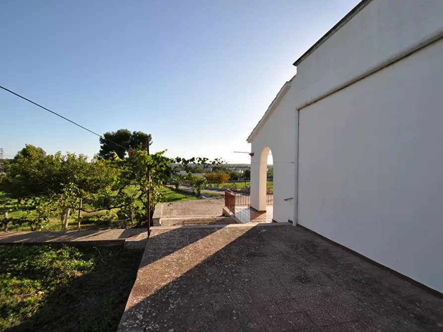 Immagine 11 di Villa in vendita  in SP28 33 a Ostuni