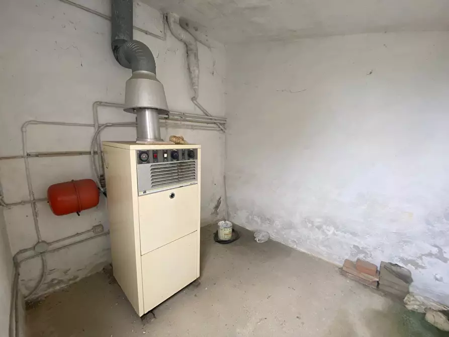 Immagine 59 di Rustico / casale in vendita  in SP210 66 a Ponzone