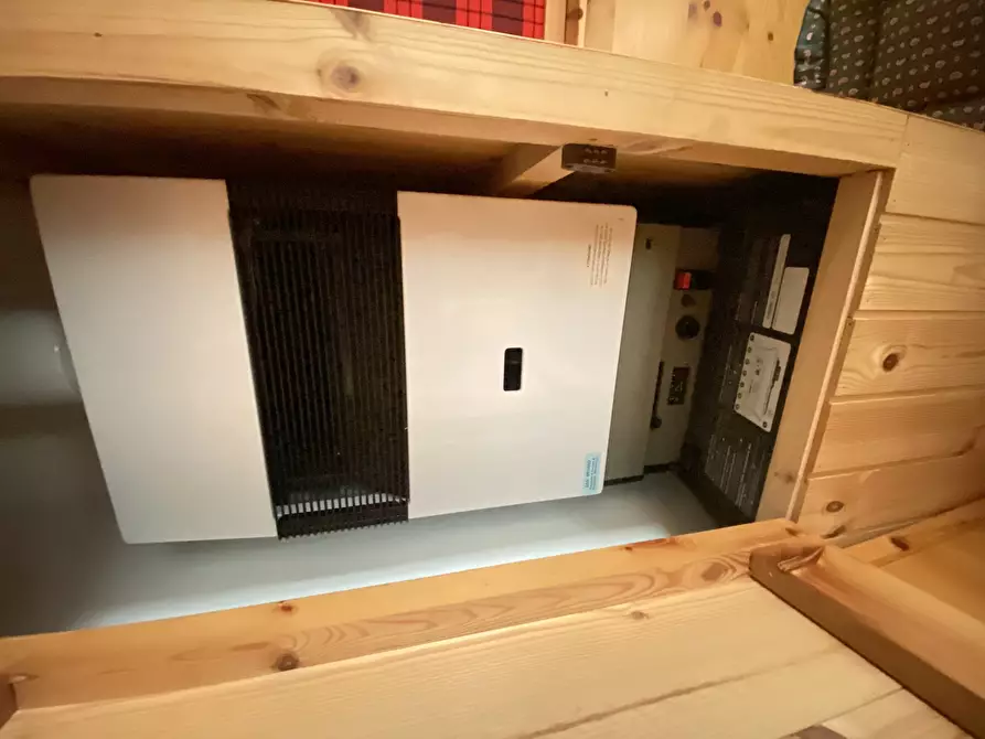 Immagine 34 di Attico in vendita  in SP49 41 a Urbe