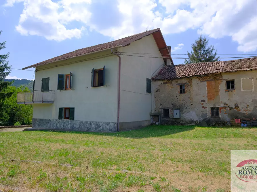 Immagine 17 di Villa in vendita  a Pareto