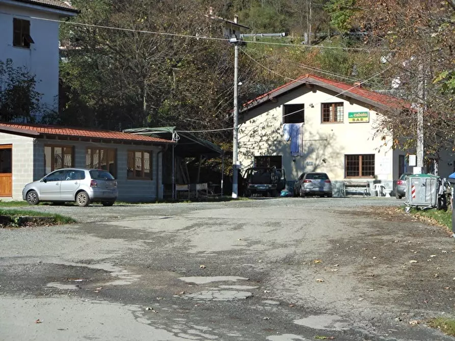 Immagine 35 di Appartamento in vendita  a Urbe