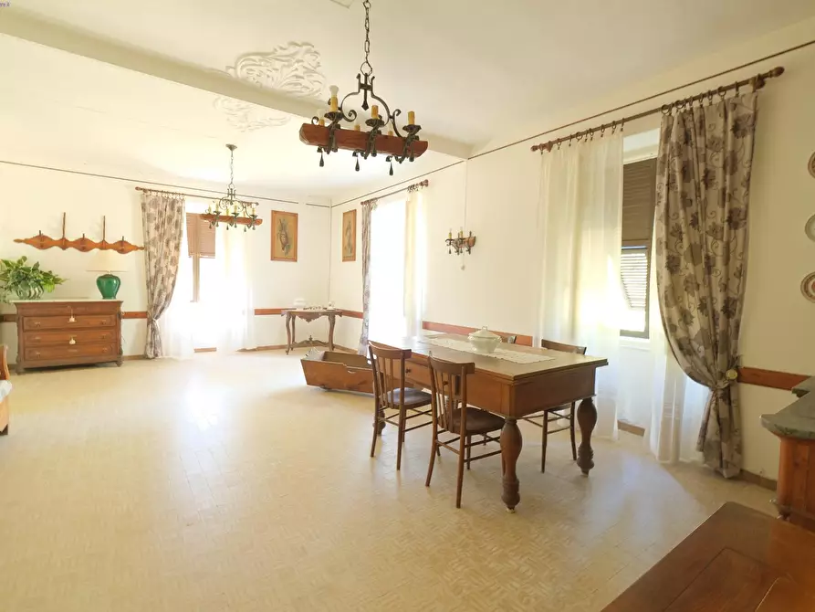 Immagine 35 di Villa in vendita  in Via Vassuria 58 a Urbe