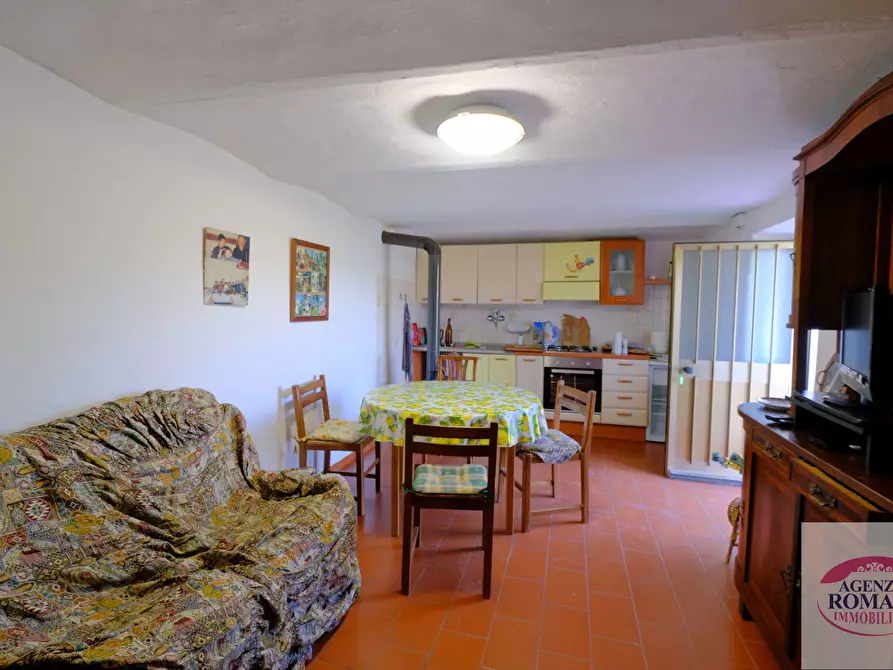 Immagine 17 di Rustico / casale in vendita  a Pareto