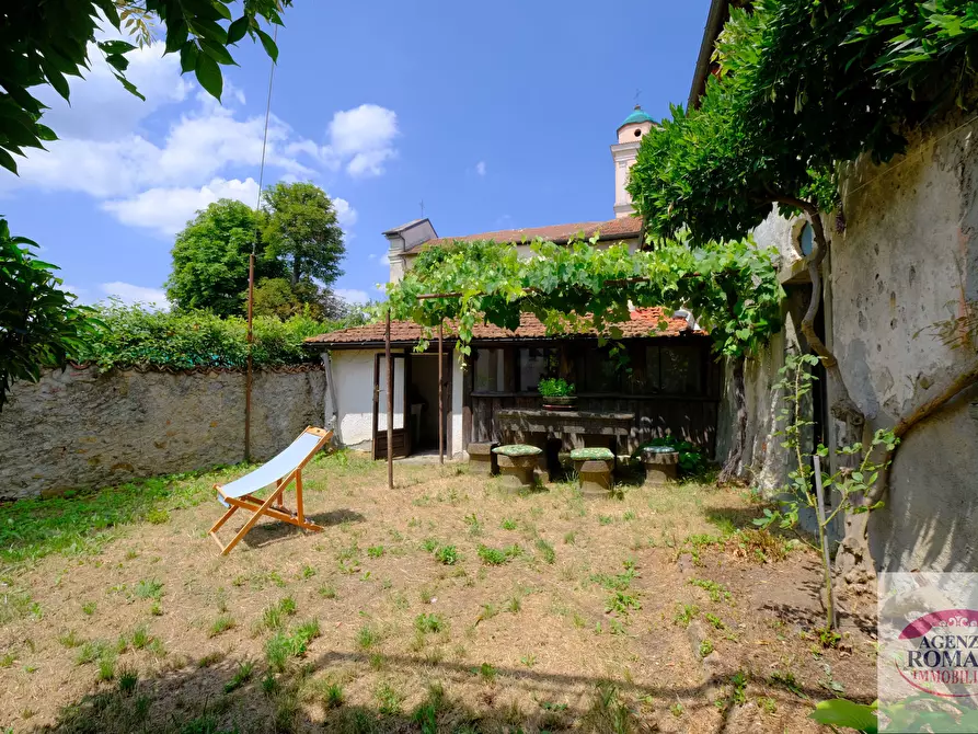 Immagine 11 di Villa in vendita  a Pareto