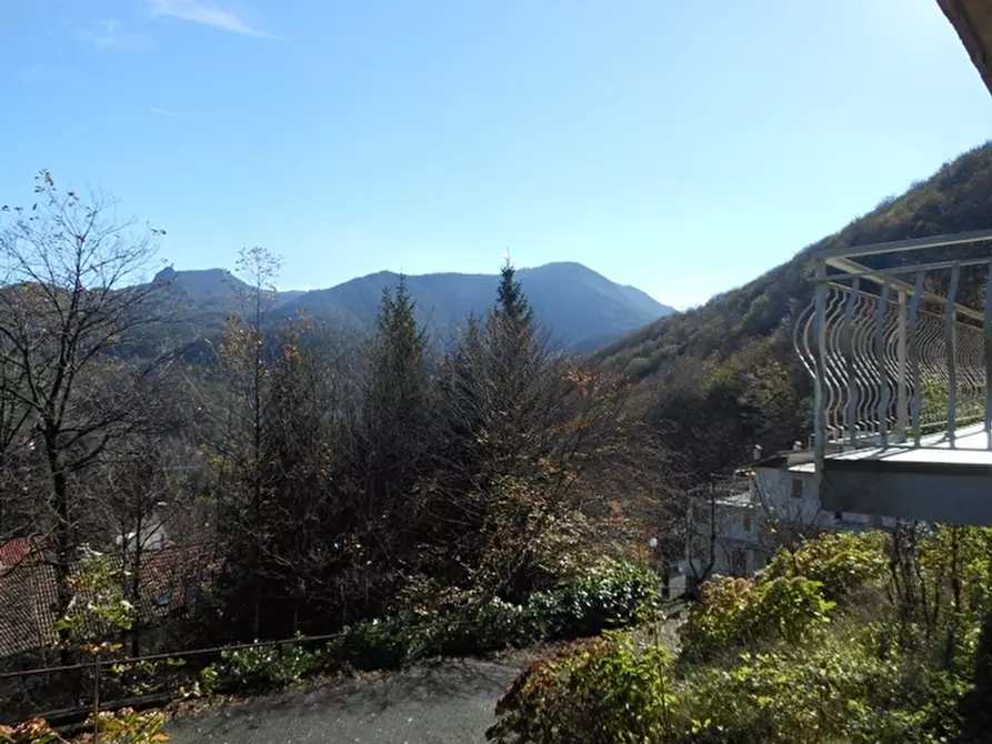 Immagine 26 di Appartamento in vendita  a Urbe