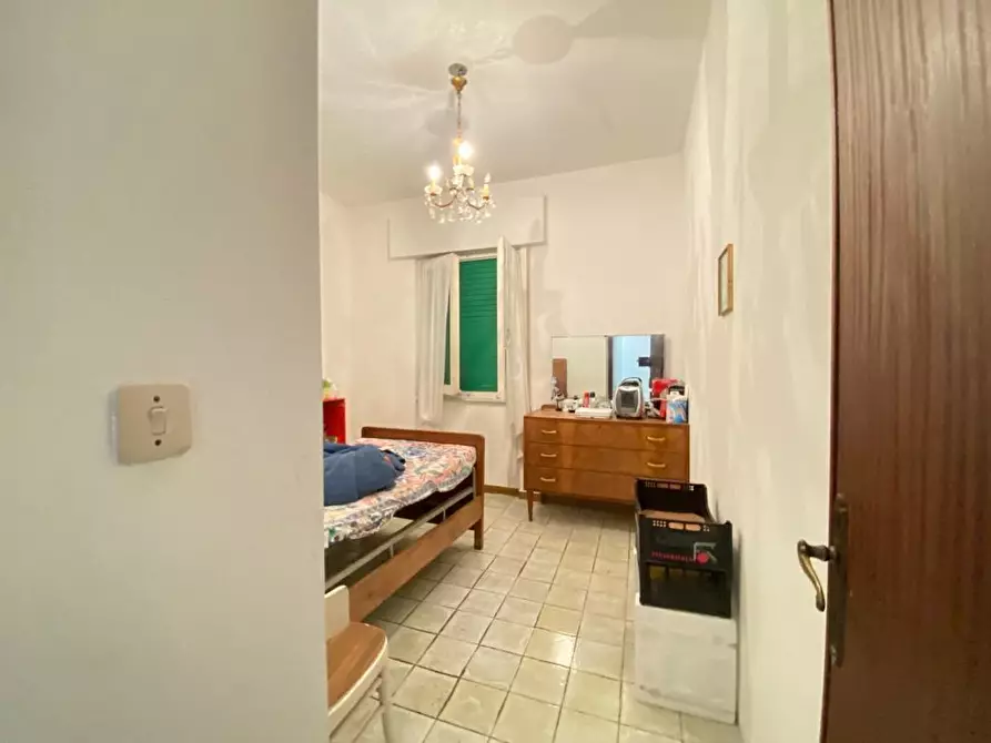 Immagine 25 di Casa trifamiliare in vendita  in via Vara Superiore 86 a Urbe