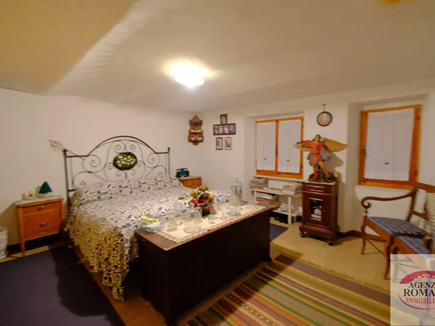 Immagine 36 di Rustico / casale in vendita  a Pareto