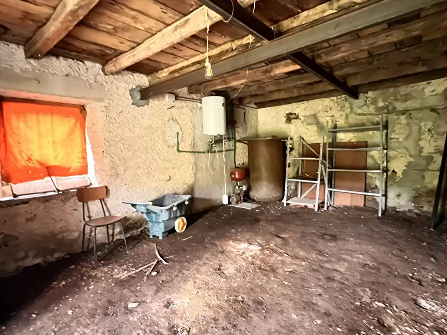 Immagine 17 di Rustico / casale in vendita  in Strada Pessina - Batresca 333 a Ponzone