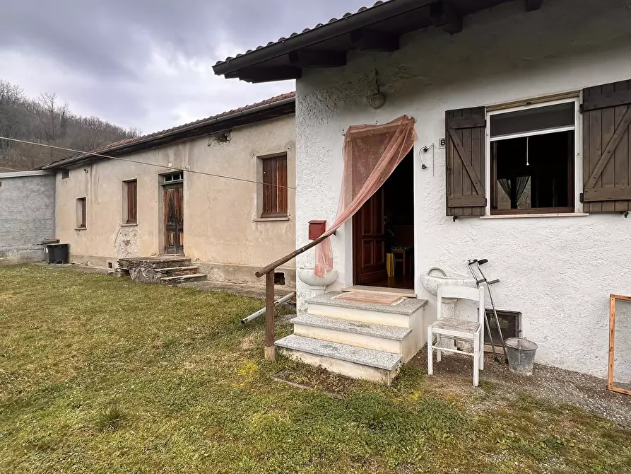 Immagine 5 di Rustico / casale in vendita  in Strada Galli 88 a Ponzone