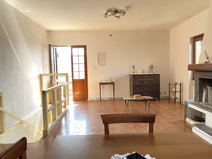 Immagine 21 di Villa in vendita  in Via Francia 75 a Tiglieto