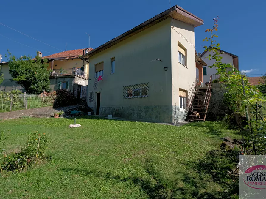 Immagine 10 di Villa in vendita  in Località Poggio 2 a Sassello