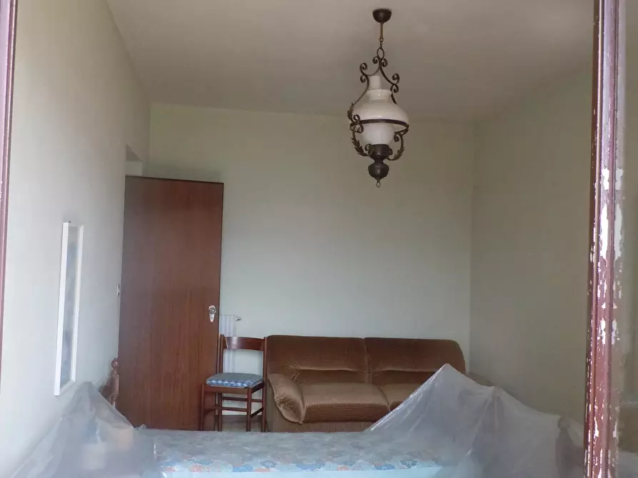 Immagine 8 di Appartamento in affitto  a Urbe