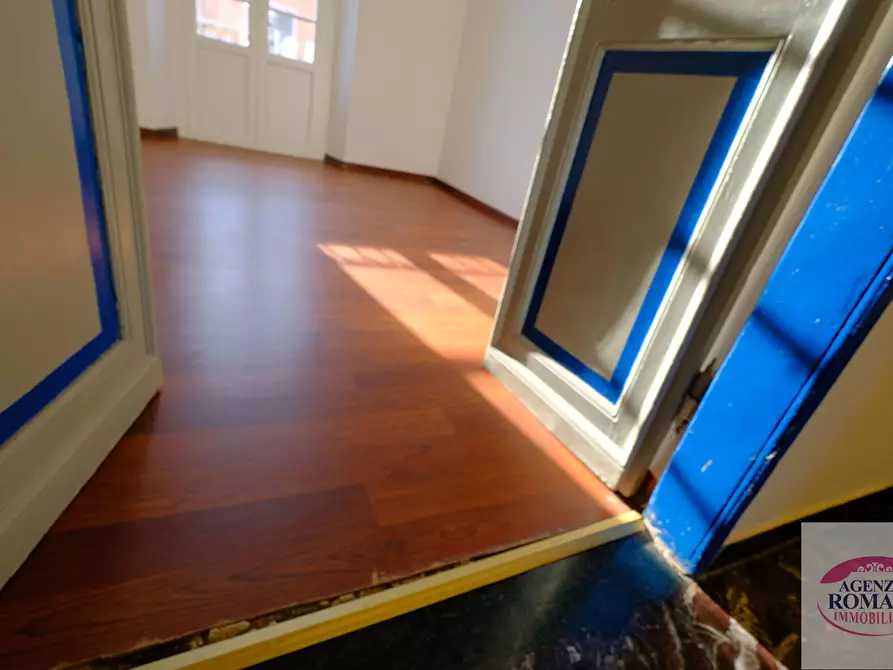 Immagine 13 di Appartamento in vendita  in Piazza dell'Indipendenza 20 a Pontinvrea