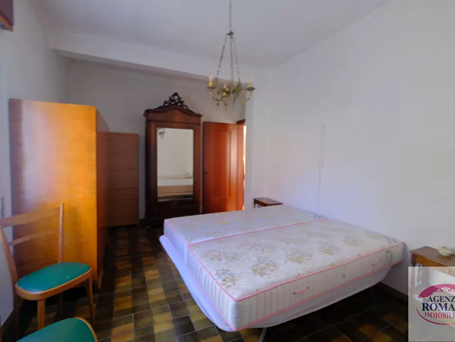 Immagine 26 di Casa indipendente in vendita  a Urbe