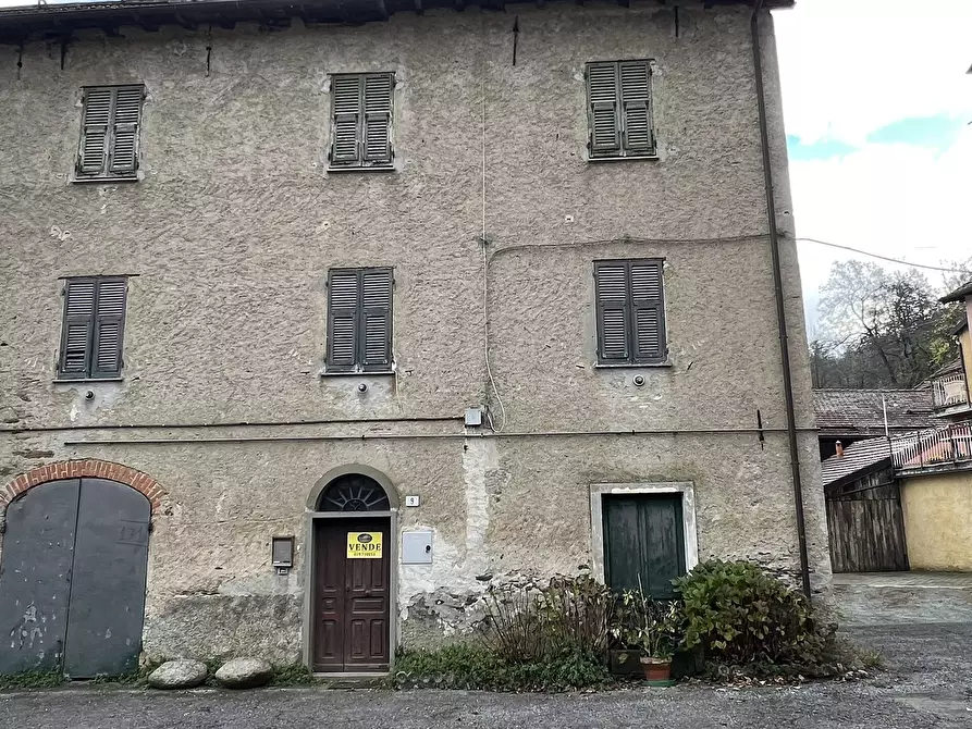 Immagine 4 di Porzione di casa in vendita  in SP334 9 a Sassello