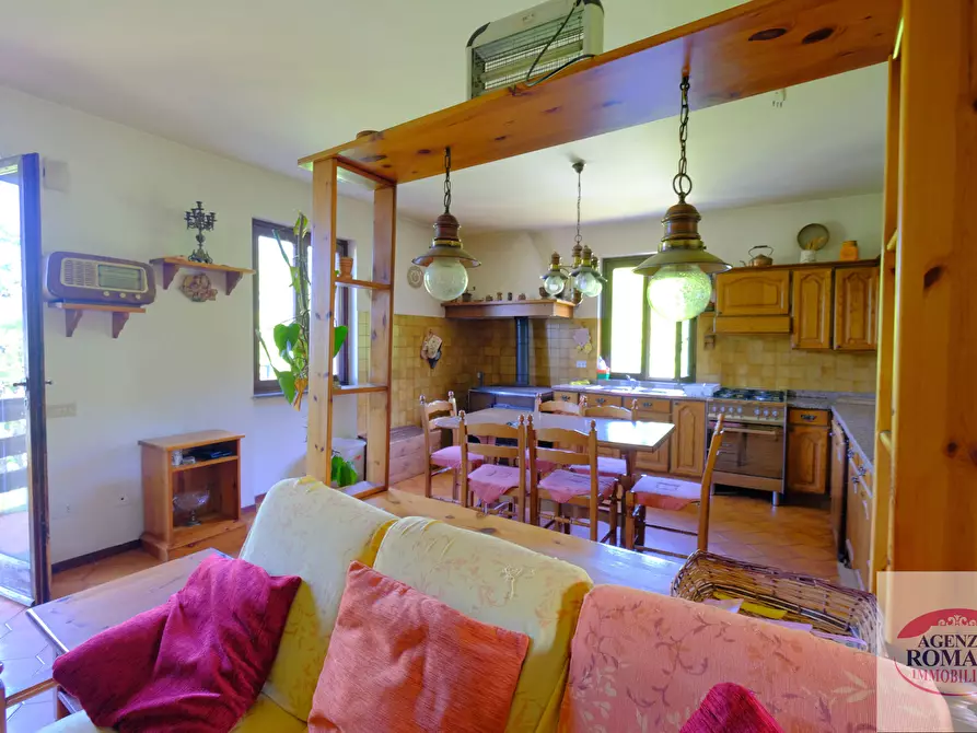 Immagine 24 di Casa trifamiliare in vendita  in Località Marrona 8 a Sassello