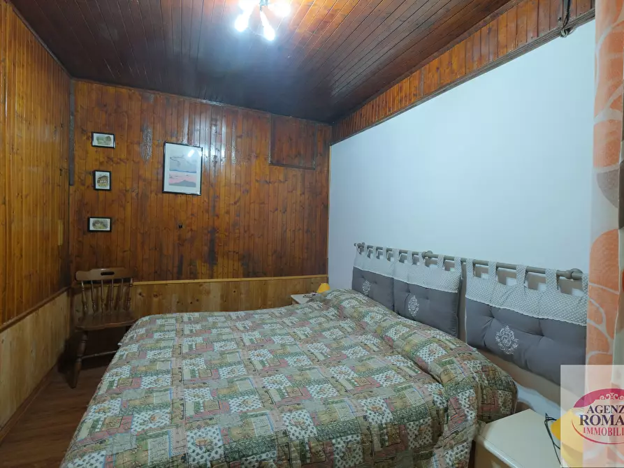 Immagine 32 di Porzione di casa in vendita  in Via Montà 14 a Urbe