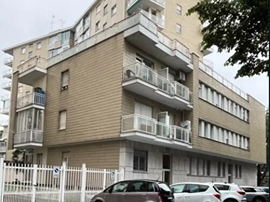 Immagine 1 di Trilocale in vendita  in Via Nichelino 3 a Torino