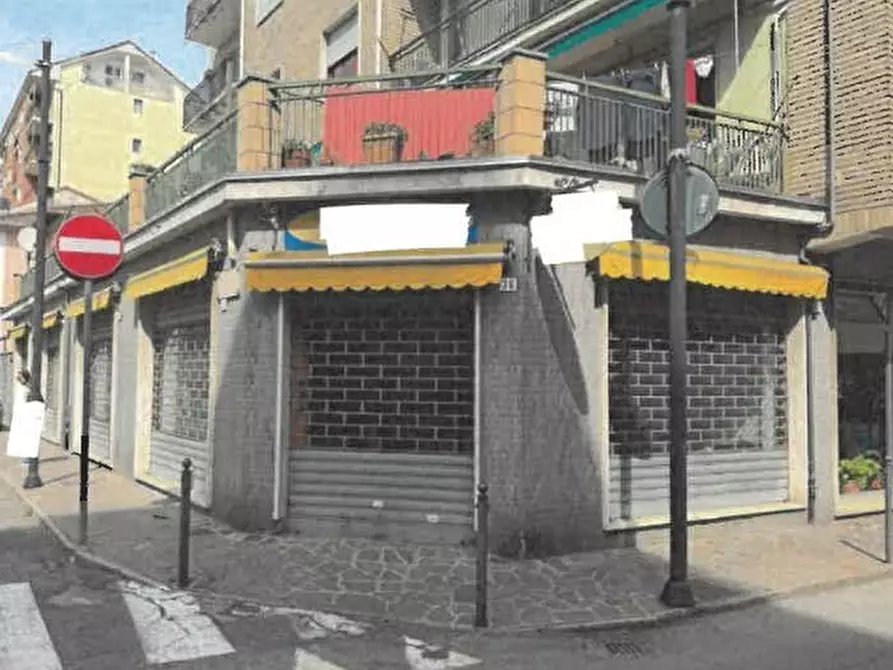 Immagine 1 di Locale commerciale in vendita  in Via Emilia 36 a Acqui Terme