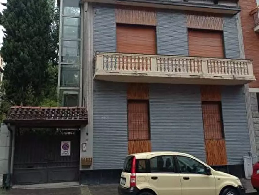 Immagine 1 di Villa in vendita  in Via Frassineto 48 a Torino