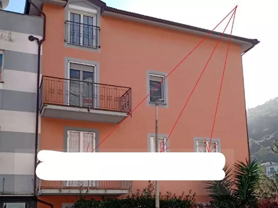 Immagine 3 di Pentalocale in vendita  in Via Luigi Cozzani 30 a La Spezia