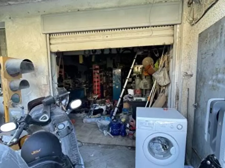 Immagine 3 di Magazzino in vendita  in Via Dogali 71 a Santa Margherita Ligure