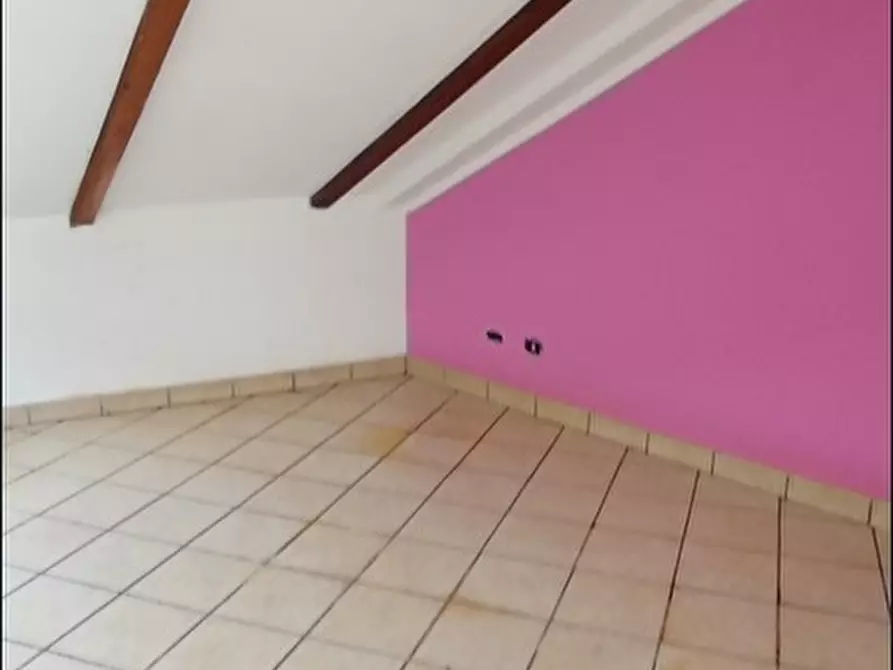 Immagine 10 di Mansarda in vendita  in Via Torino 129 a Nichelino