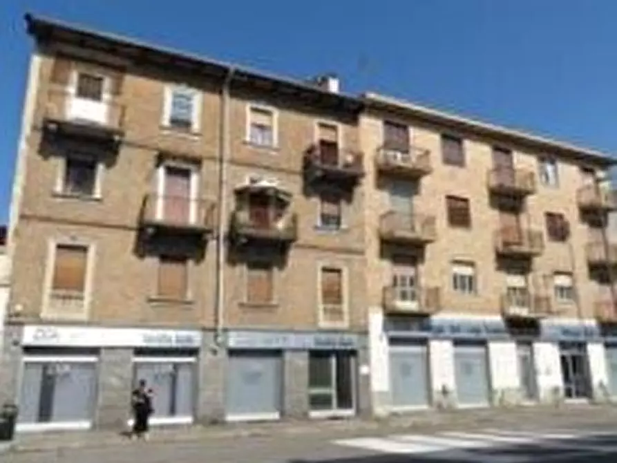 Immagine 1 di Quadrilocale in vendita  in Via Centallo 3 a Torino