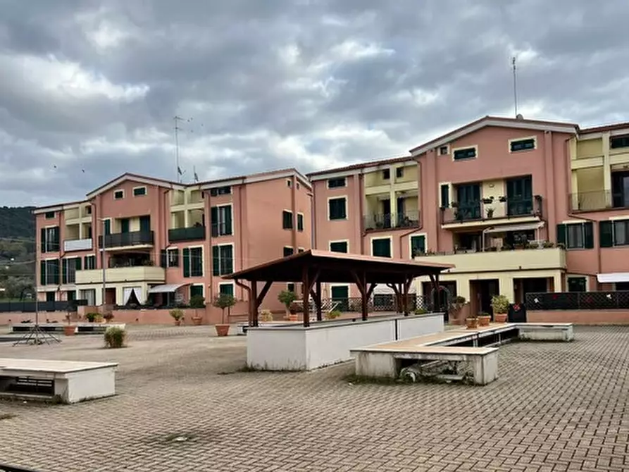 Immagine 3 di Quadrilocale in vendita  in Via G. Spadoni 10 a Santo Stefano Di Magra