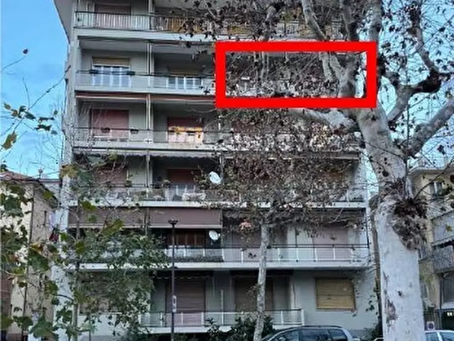 Immagine 1 di Pentalocale in vendita  in Corso Buenos Aires 6 a Chiavari