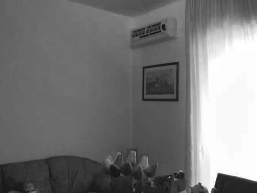 Immagine 5 di Pentalocale in vendita  in Via Negroponte 105 a Genova