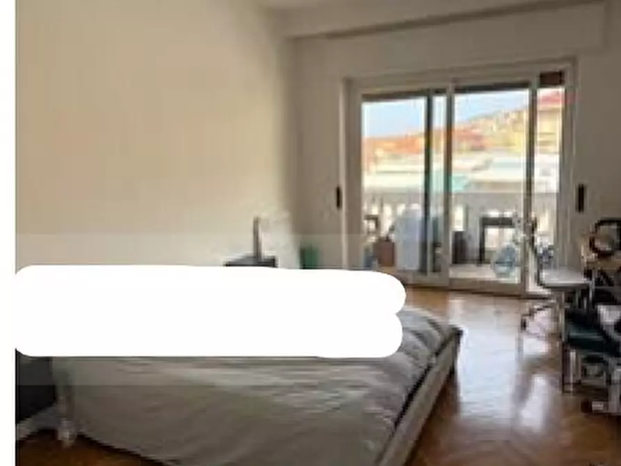 Immagine 7 di Pentalocale in vendita  in Via Giuseppe Giusti 18 a San Remo