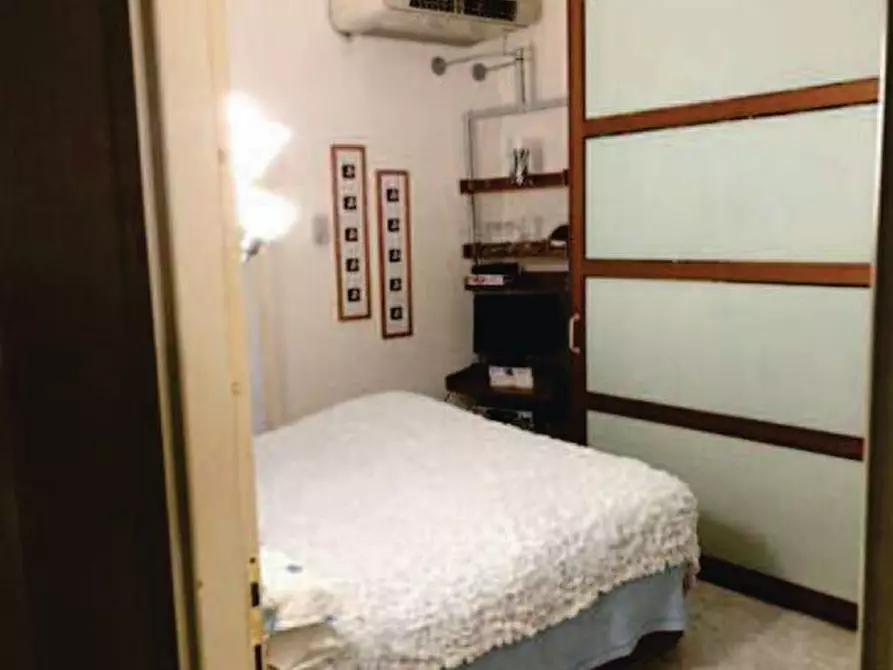 Immagine 6 di Quadrilocale in vendita  in Via alla Calata Marinetta 14 a Genova