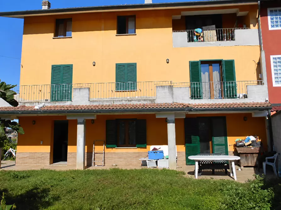 Immagine 1 di Villa in vendita  in Via Basaluzzo 18 a Fresonara
