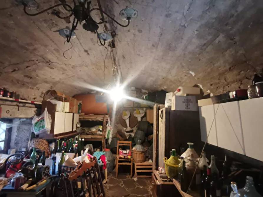 Immagine 8 di Trilocale in vendita  in Frazione Teviggio 14 a Varese Ligure