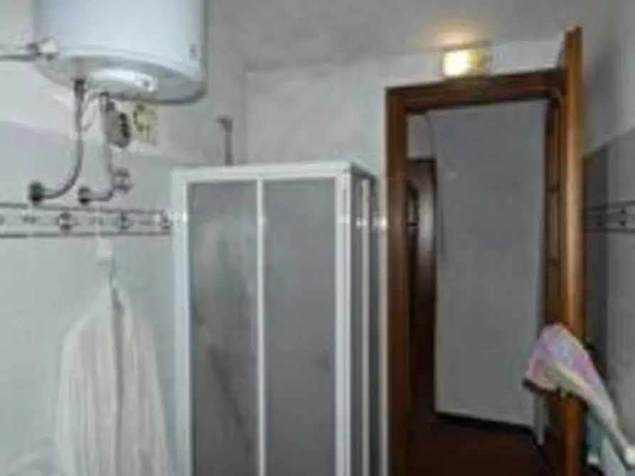 Immagine 7 di Quadrilocale in vendita  in Via della Chiesa 6 a Imperia