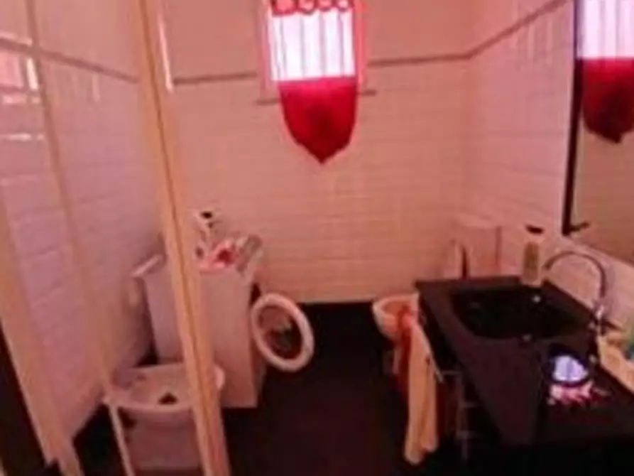 Immagine 8 di Trilocale in vendita  in Via dei Prati 14 a Toirano