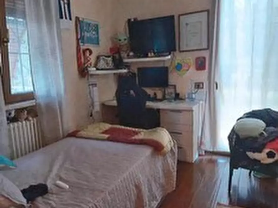 Immagine 6 di Villa in vendita  in Regione Rollo 117 a Albenga