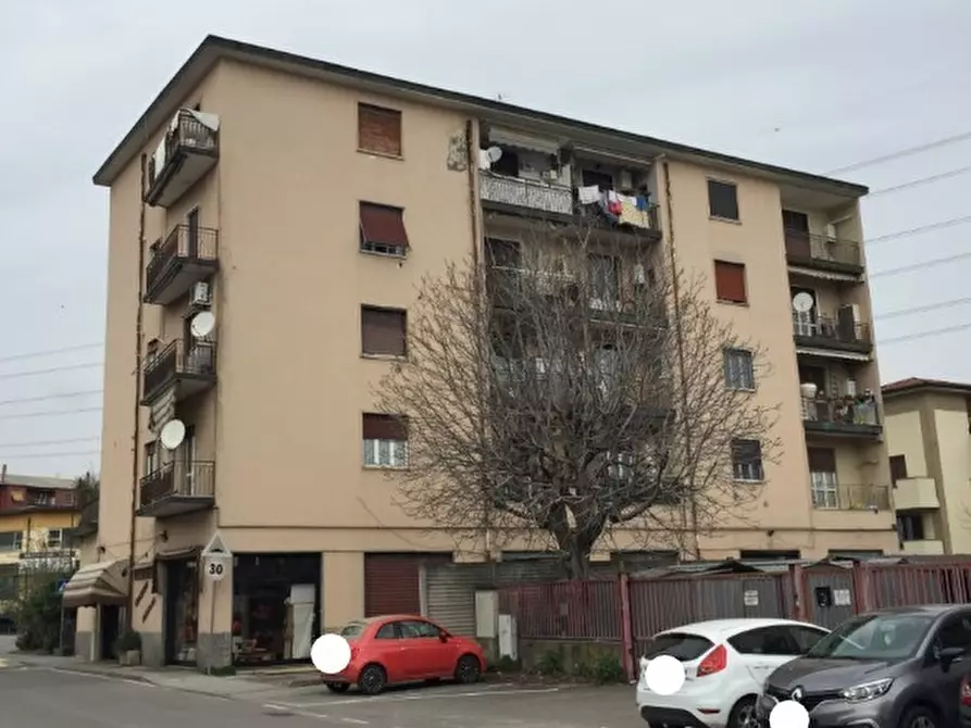 Immagine 1 di Quadrilocale in vendita  in Via I Maggio 5 a Limbiate