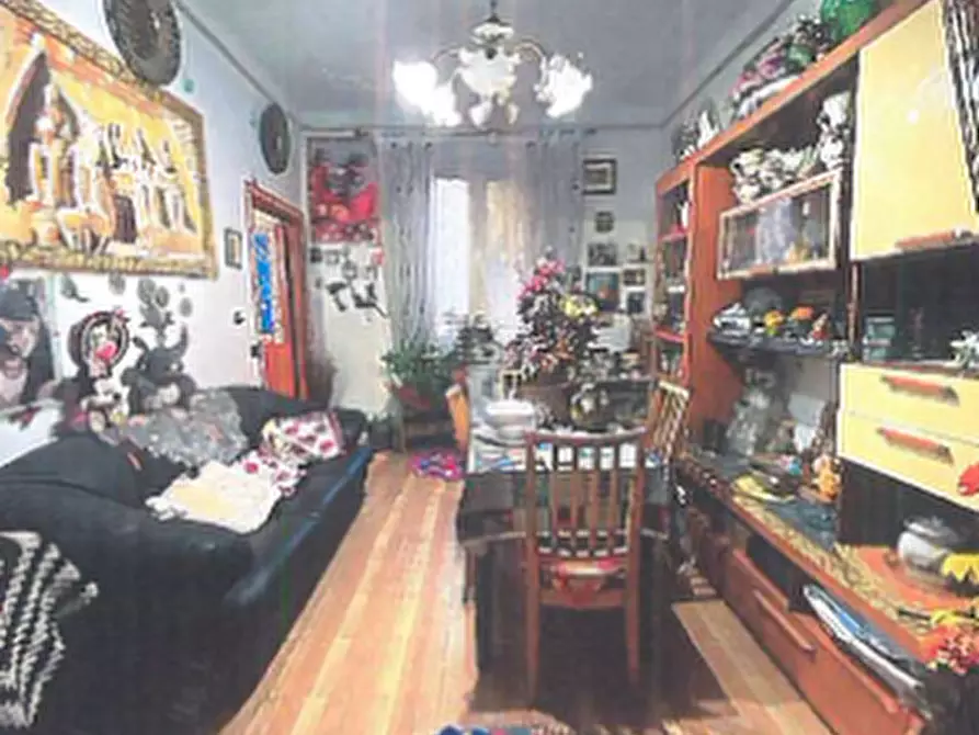 Immagine 4 di Pentalocale in vendita  in Via Adamo Centurione 3 a Genova