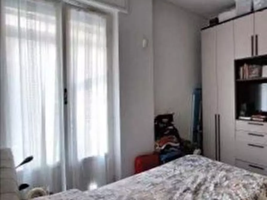 Immagine 6 di Pentalocale in vendita  in Via Fereggiano 30/7 a Genova
