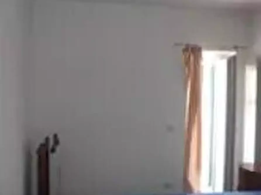 Immagine 5 di Trilocale in vendita  in Via Giacomo Agnesi 98 a Imperia