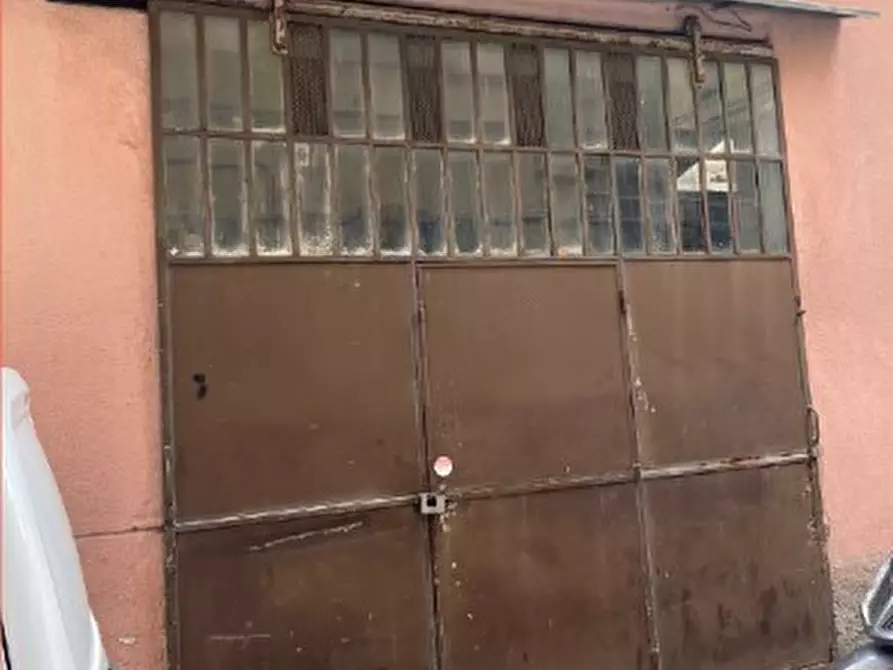 Immagine 8 di Magazzino in vendita  in Via Fereggiano 81 R a Genova