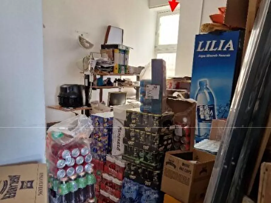 Immagine 5 di Locale commerciale in vendita  in Corso Valparaiso 62 a Chiavari